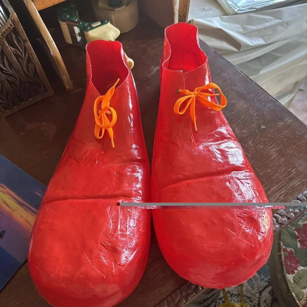 VINTAGE 1978 RUBIE'S RED PLASTIC CLOWN SHOES #741 MADE IN USA 16